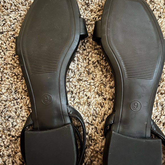 Square-toe sandals - Picture 4 of 4